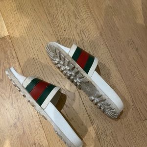 Gucci Flip flops